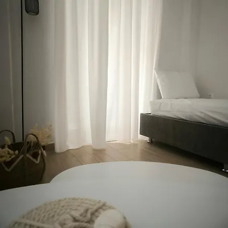 Deppy's House Holiday home *